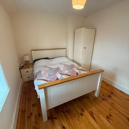 Budget 3 Bed House In Secure Parking Dom wakacyjny *